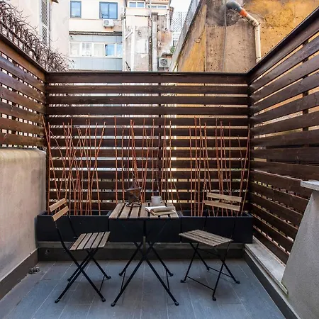 Residenza Fontanella Barberini By Spanish Steps * Rome