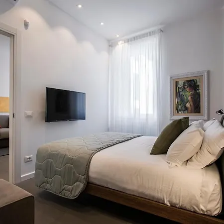Residenza Fontanella Barberini By Spanish Steps Roma