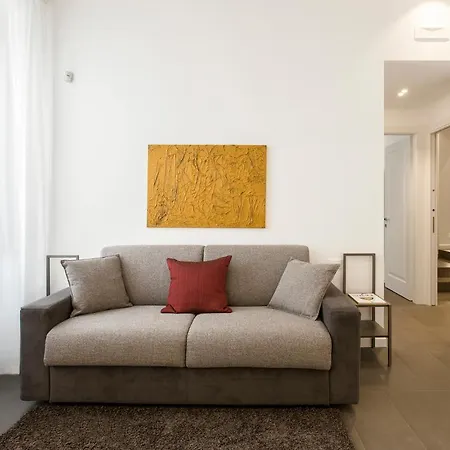 Residenza Fontanella Barberini By Spanish Steps