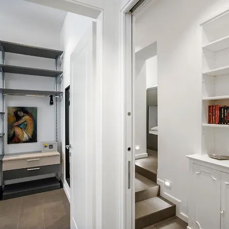 Lejlighed Residenza Fontanella Barberini By Spanish Steps