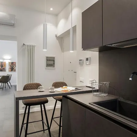 Apartment Residenza Fontanella Barberini By Spanish Steps