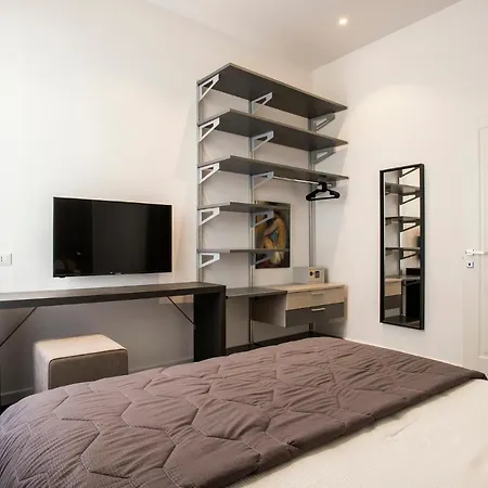 Residenza Fontanella Barberini By Spanish Steps