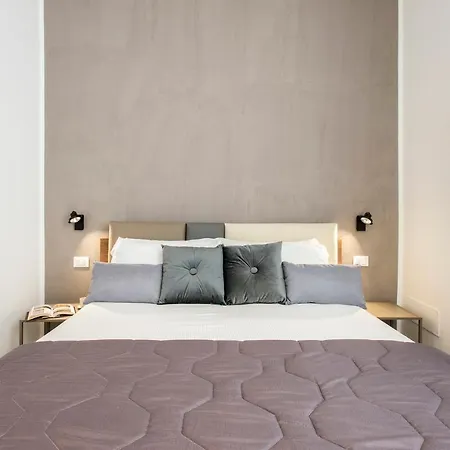 Residenza Fontanella Barberini By Spanish Steps