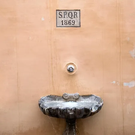 Lejlighed Residenza Fontanella Barberini By Spanish Steps Rom