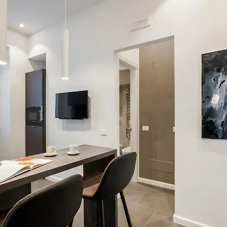 Residenza Fontanella Barberini By Spanish Steps * Rom