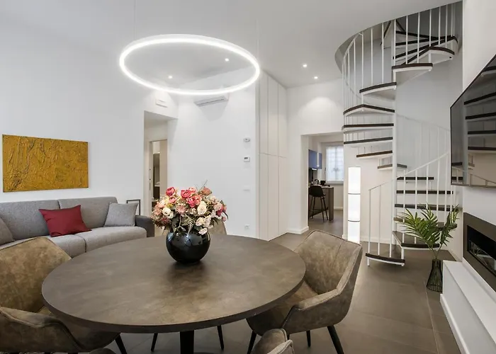 Residenza Fontanella Barberini By Spanish Steps *