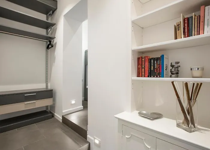 Residenza Fontanella Barberini By Spanish Steps Apartman